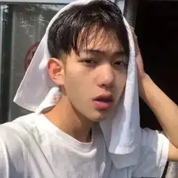 男生头像一想到能和你共度余生,我就对余生充满了期待