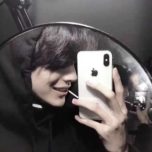 头像丨真希望你满眼是我