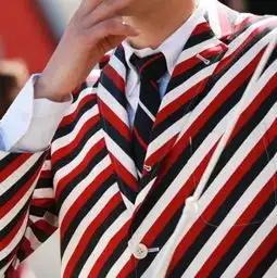 男生上半身无头头像,跪求