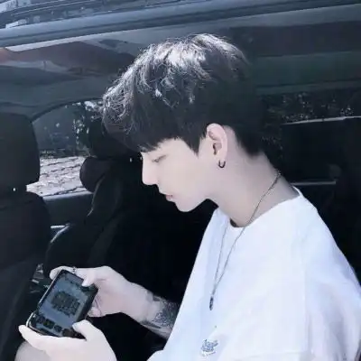 最吸引女人微信男头像遮不住的帅气