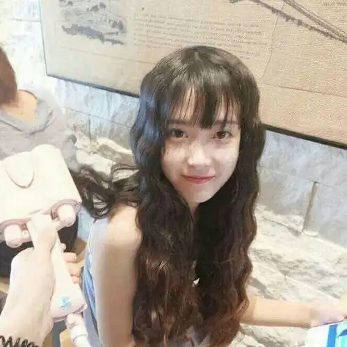 异性交往,不管关系再好,也不要在微信上这样称呼对方