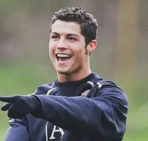 欧洲杯帅哥大赏不懂足球,但懂帅哥