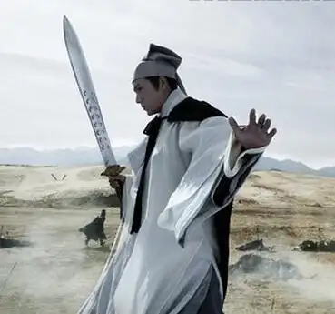 在动作片里,boss的武功一般强于主角,但最后总会被主角逆转,那么如何设定逆转的情节会显得比较合理