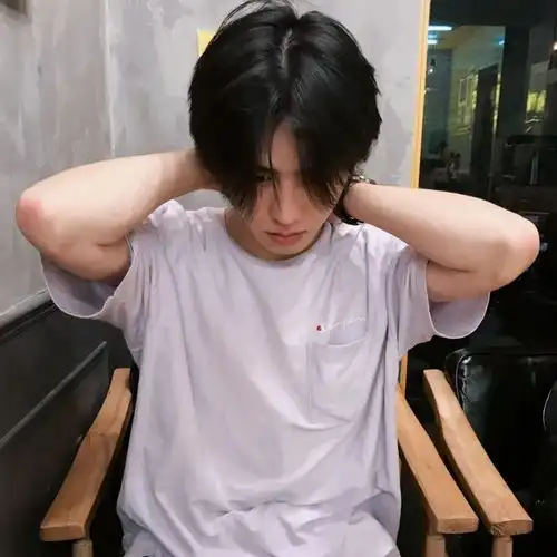 小众头像你明明说过不会离开我的