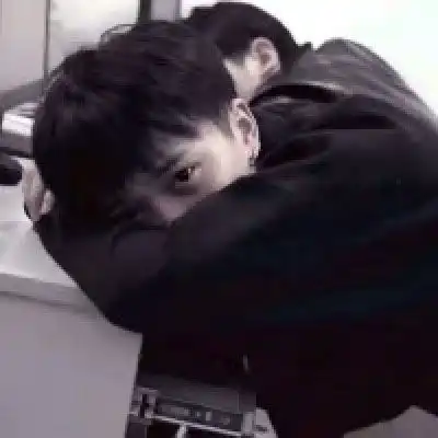 丧系头像真人网图男比较丧伤感高清图片一组