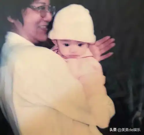 夫妻各玩各的男方藏了私生女怕脱粉不敢承认,这下被扒光了