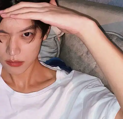 男头我很丰富,不可简介