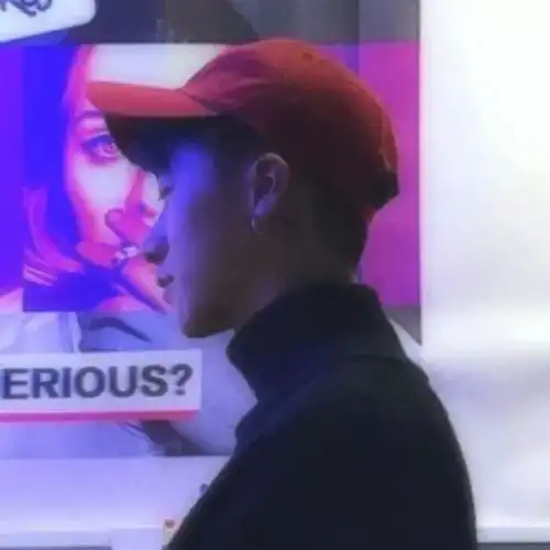 我还是很喜欢你像隆冬阳光照射大地暖而可及