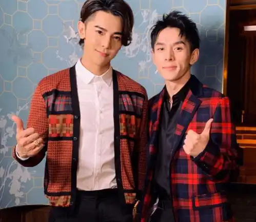 40岁像吃了防腐剂是典型二次元男神,粉丝无大东不终极