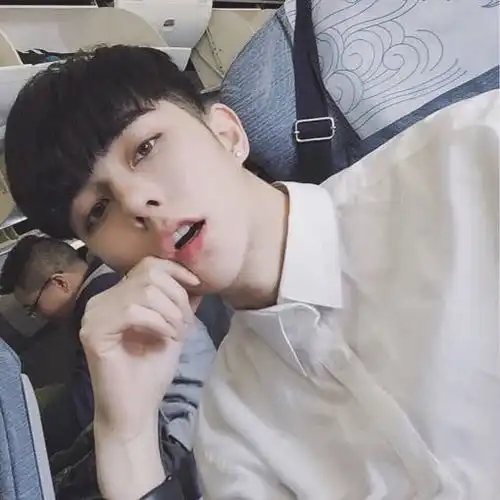 最新男头像为何旧知己到最后变不成到老友