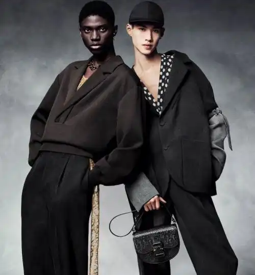 dior迪奥二零二三冬季男装时尚与世界的涌动流转