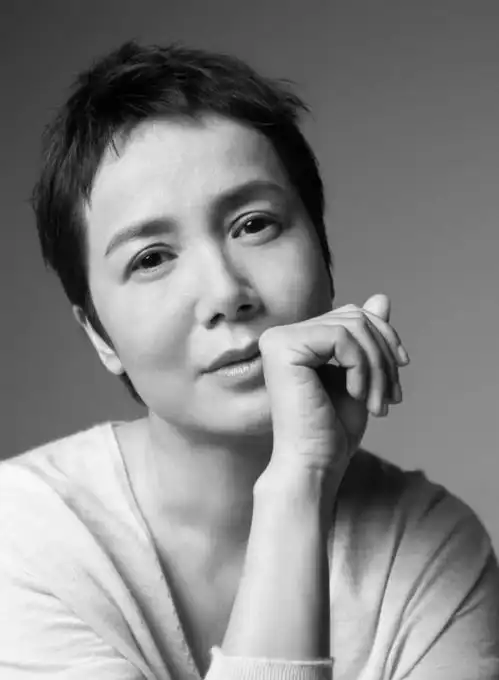 女明星黑白大头像,谁更美更具表现力