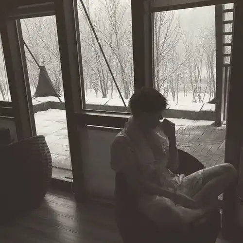 男生头像丨朋友一生一起走谁有对象谁是狗