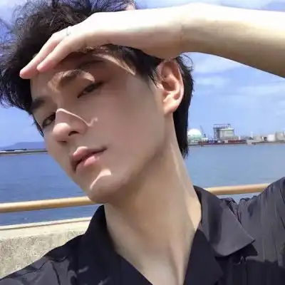 男生真人头像帅气图片好看的阳光真人帅哥头像