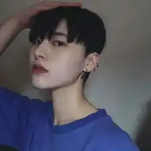 清风相伴,守心也可自暖非主流95后个性拽拽小男生头像