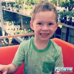 职业假笑小男孩表情包下载职业假笑小男孩图片下载飞翔下载