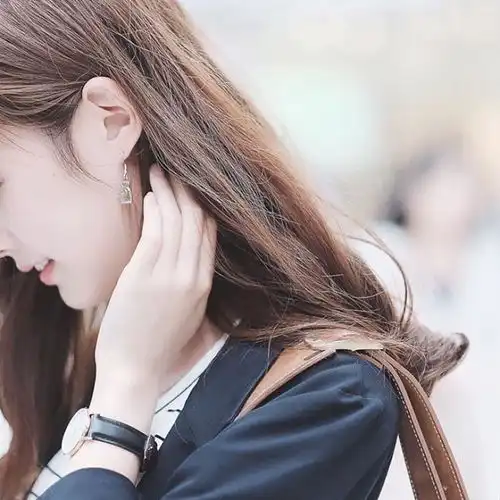 不做作的异性闺蜜头像纯属友谊