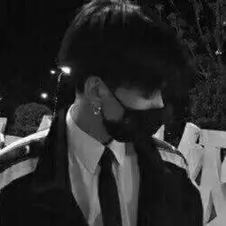 男生头像一个很丧的人,不值得被爱