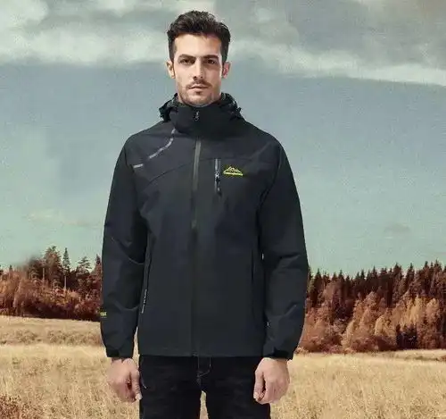 这件夹克太好穿了防风防雨,透气百搭,颜值还高