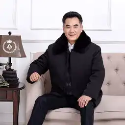 小米已经出了小米羽绒服这羽绒服就是自带超级加热cpu