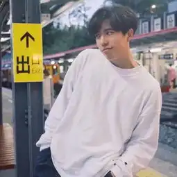 换发型有多简单一个刘海就能解决