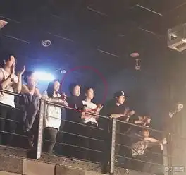 窦靖童剪了超级短发,这造型可是比男人还要man