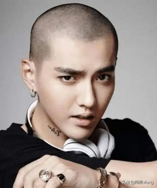 许多明星迷恋上了光头,哪个最有男人味