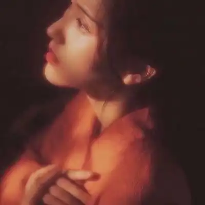 ins朦胧感女生头像