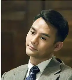 老鲜肉王凯发型图片盘点帅气大叔男人味十足