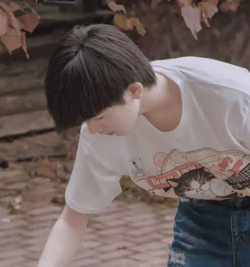 头像宋亚轩头像帅气