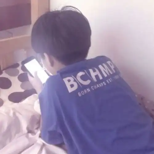 放假回家这3消息装睡也别回,否则男生拉黑你,可不要哭喳喳哦