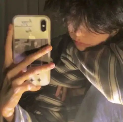 用粉丝的照片当头像网恋专属