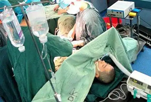 宁夏女孩从小渴望变成男人,变性后升职为经理,收获了3段感情