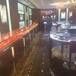 两男子昨晚闹市区抢劫金店2小时即被警方抓获