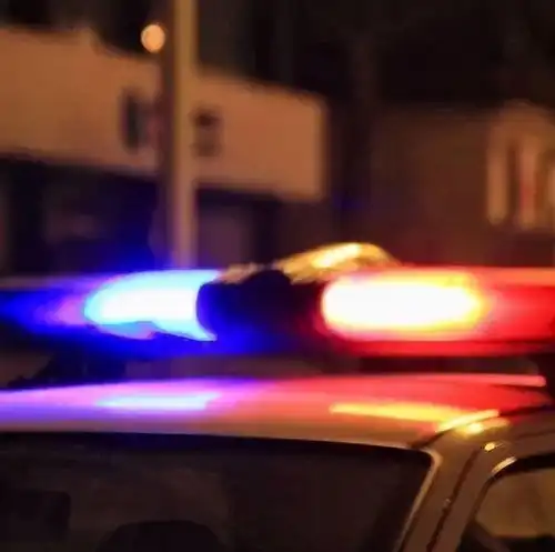 这次,警察说了谎......