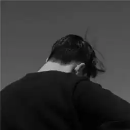 黑白头像2018男生颓废伤感头像