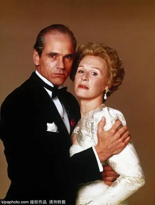 他被称铁叔在中年大火成为影帝演技被很多人称赞