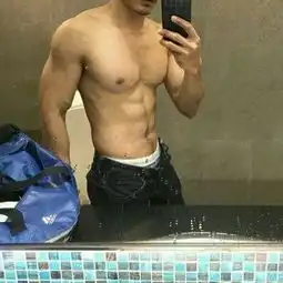 抖音火爆全网的男生霸气全开的微信头像