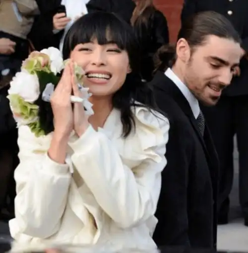 柜姐26岁嫁王室28岁成奢侈品主管,31岁成中国成功女性,她凭啥