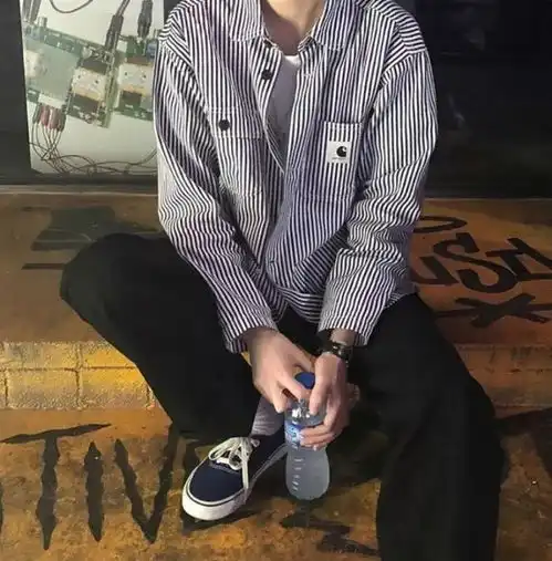 微信头像文艺半身风