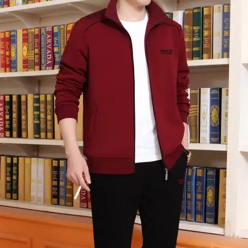 中老年运动服套装,成熟稳重,带你走进潮男内心世界