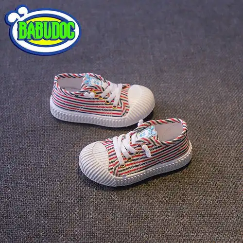 清新气息,春季百搭,软底耐磨儿童条纹帆布鞋女童饼干鞋男童运动鞋