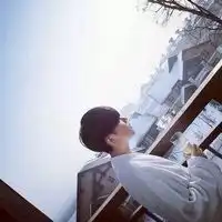 阳光系帅气男生扣扣头像宝贝别伤心了