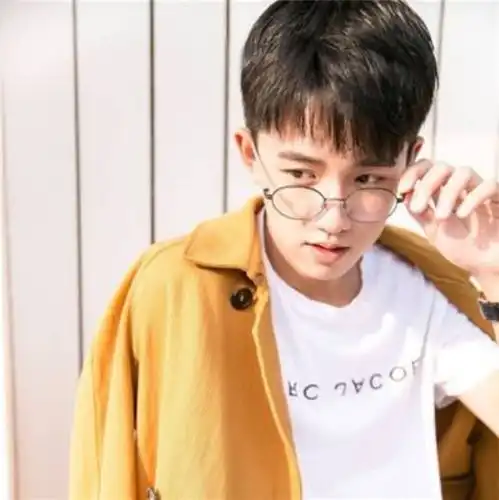 男生想睡你和真爱你,看这三个小细节,一目了然