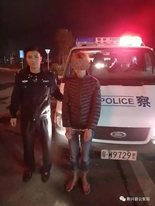 下集云浮两女学生被殴打,打架者竟是