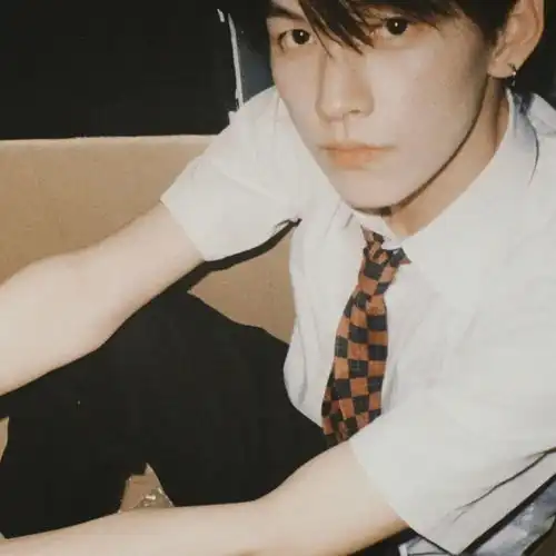 同学换好看的头像啦