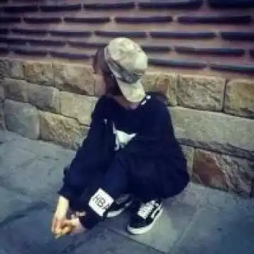 我是你路上最后的一个过客,最后的一个春天