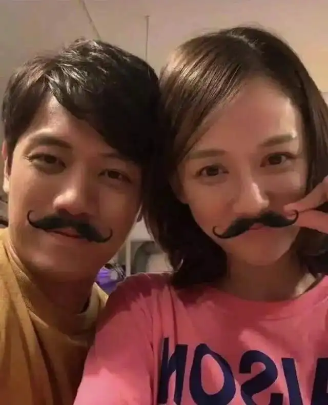 一天4个瓜两对新人结婚,巨星家中遭窃,老牌综艺停播,真热闹