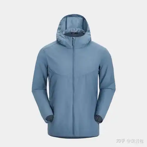 2024户外防晒衣选购攻略速干透气又百搭的防晒衣有哪些伯希和拓路者凯乐石骆驼实测对比