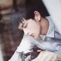 有魅力有气质的男生头像